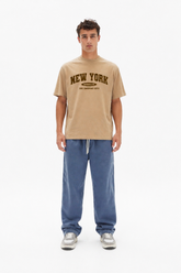 Urban New York Oversized Graphic T-Shirt – Light Brown