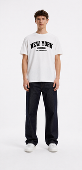 Urban New York Oversized Graphic T-Shirt – Classic White