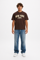 Urban New York Oversized Graphic T-Shirt – Dark Brown