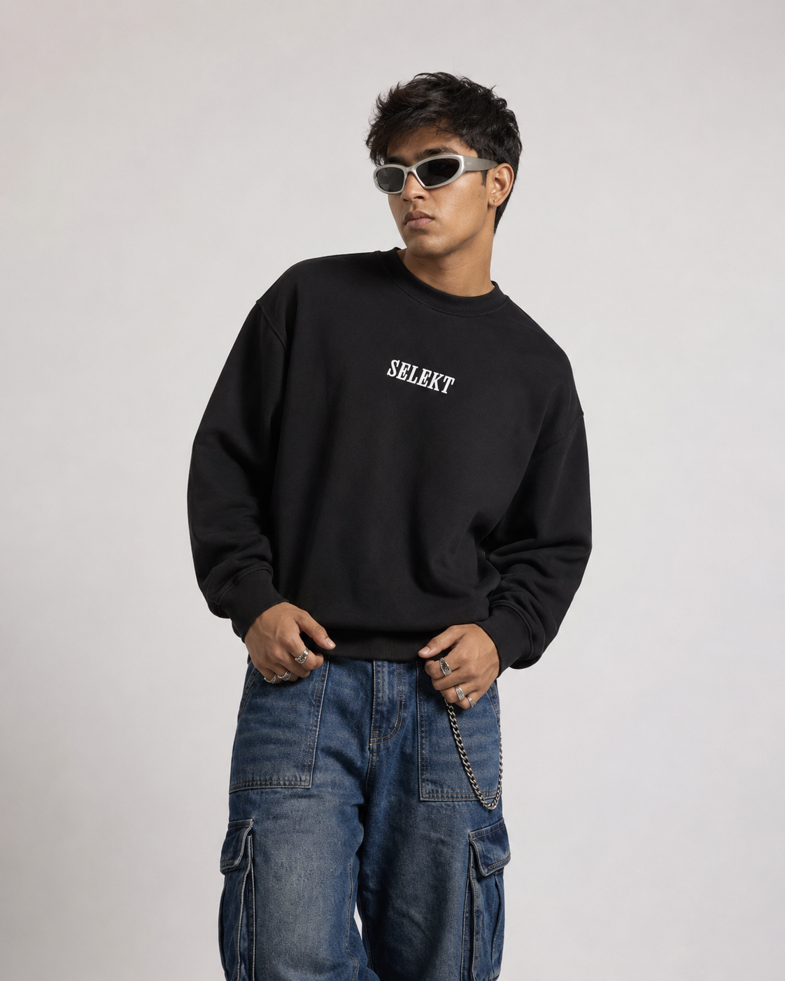 SELEKT Men Black Embroidered Oversized Sweatshirt - BLACK